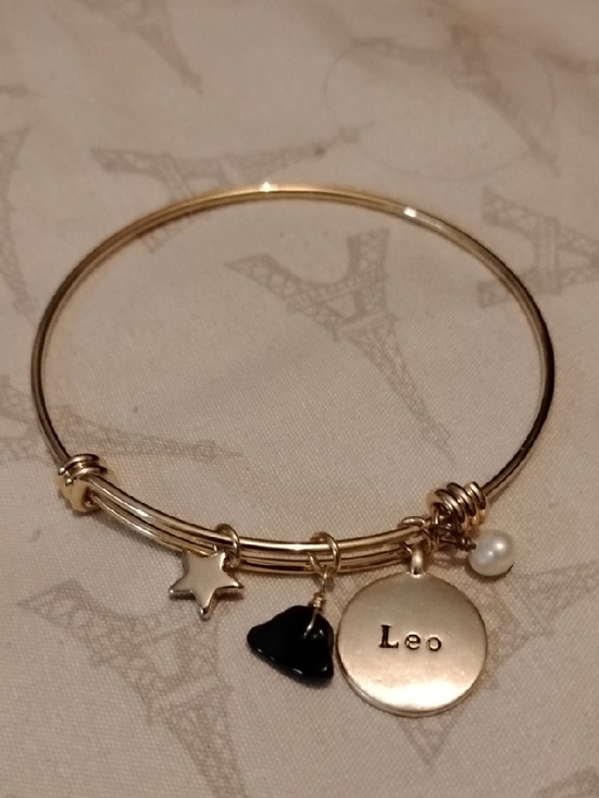 The Unbranded Brand Jewelry - Gold Leo Charm Bangle Bracelet with Black Stone and Pearl